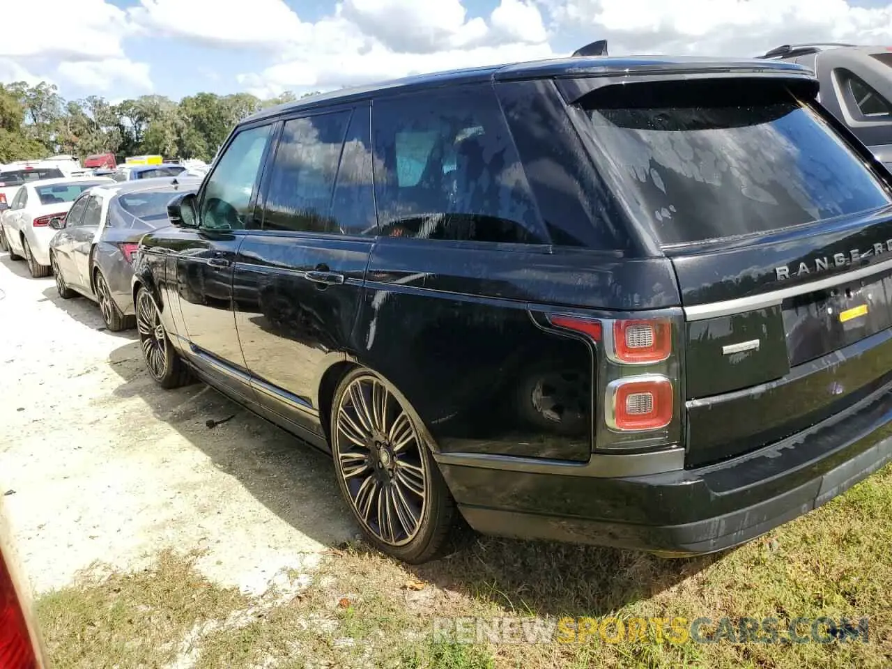 2 Photograph of a damaged car SALGV2RE0KA541758 LAND ROVER RANGEROVER 2019