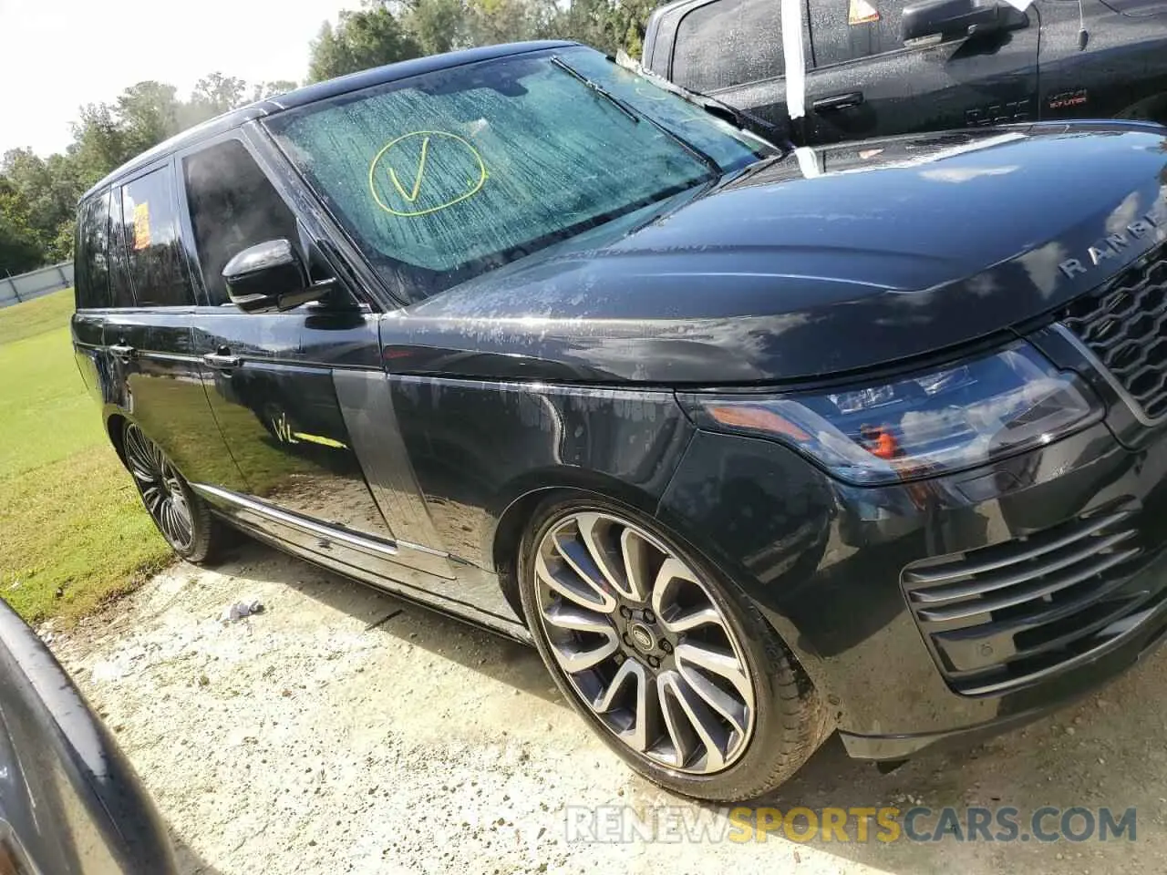 4 Photograph of a damaged car SALGV2RE0KA541758 LAND ROVER RANGEROVER 2019