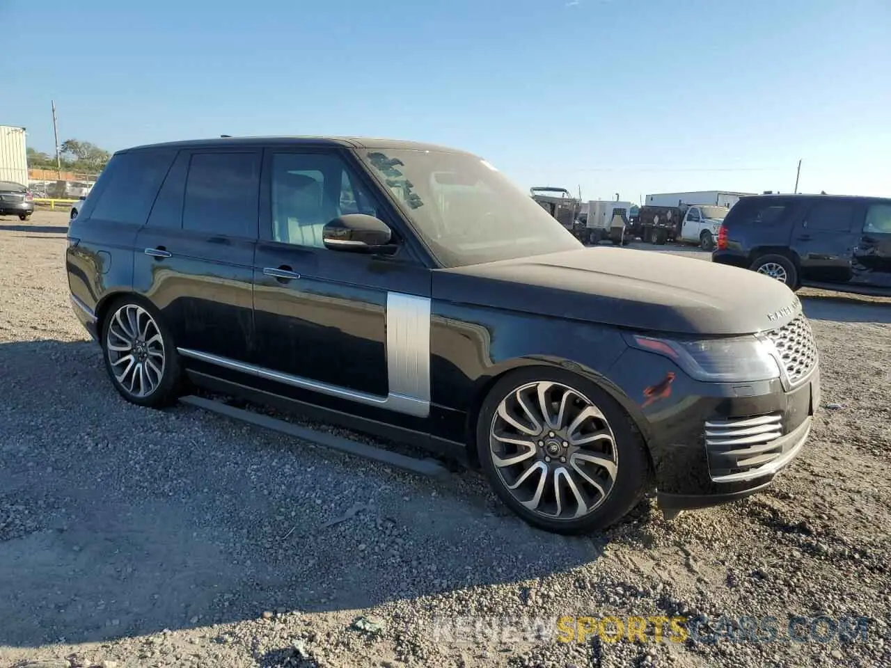 4 Photograph of a damaged car SALGV2RE6KA531736 LAND ROVER RANGEROVER 2019