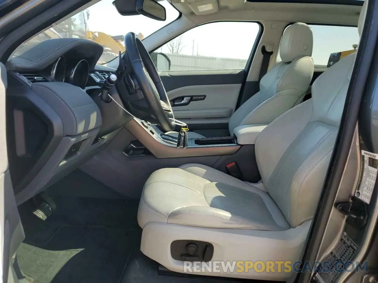 7 Photograph of a damaged car SALVP2RX2KH338624 LAND ROVER RANGEROVER 2019
