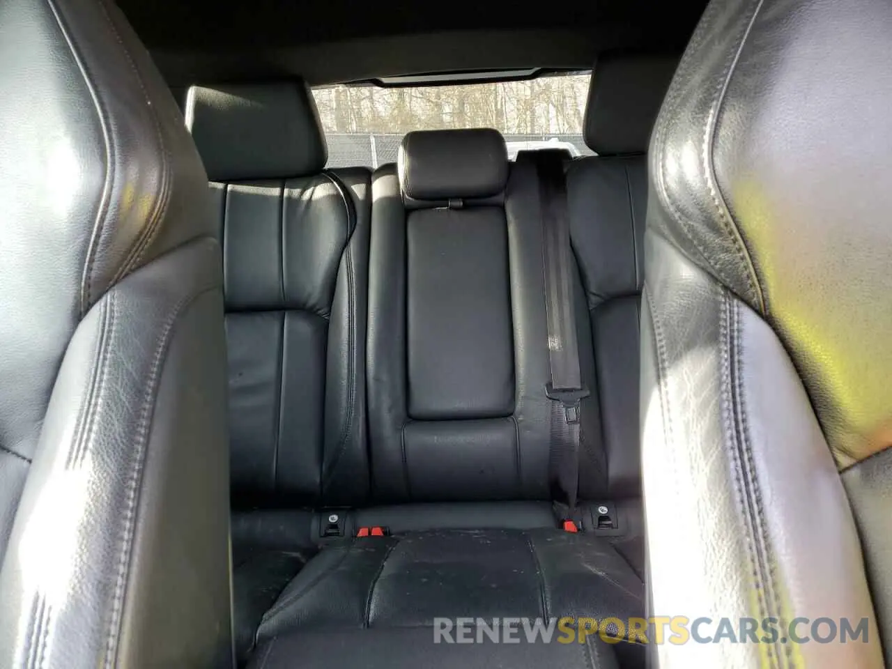 10 Photograph of a damaged car SALVP2RX2KH347405 LAND ROVER RANGEROVER 2019
