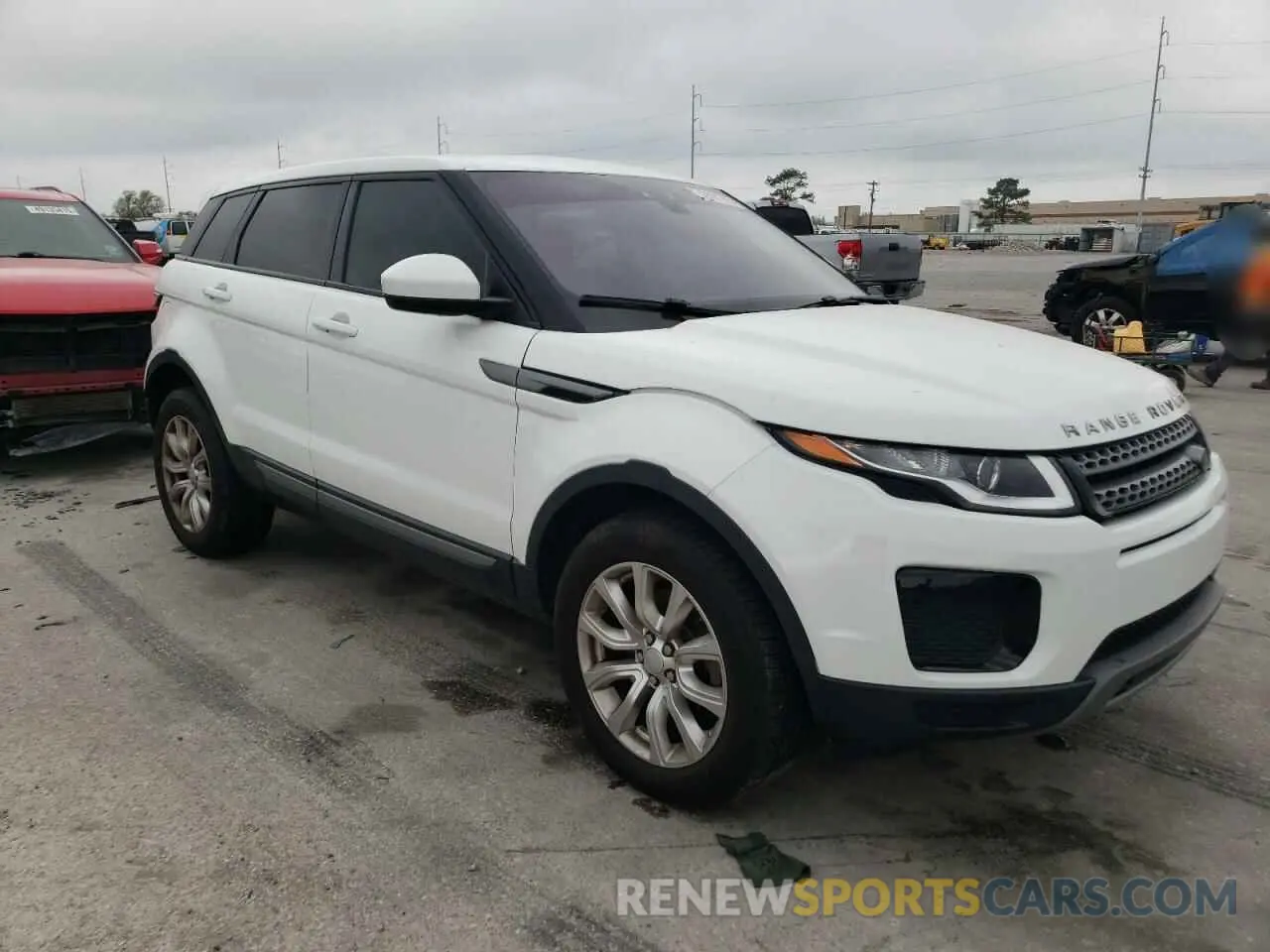 4 Photograph of a damaged car SALVP2RX2KH347646 LAND ROVER RANGEROVER 2019