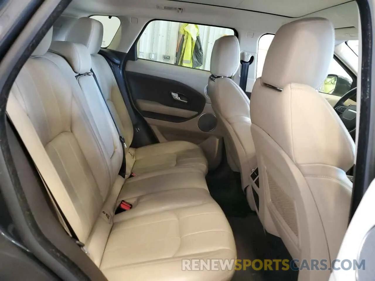 11 Photograph of a damaged car SALVP2RX3KH346859 LAND ROVER RANGEROVER 2019