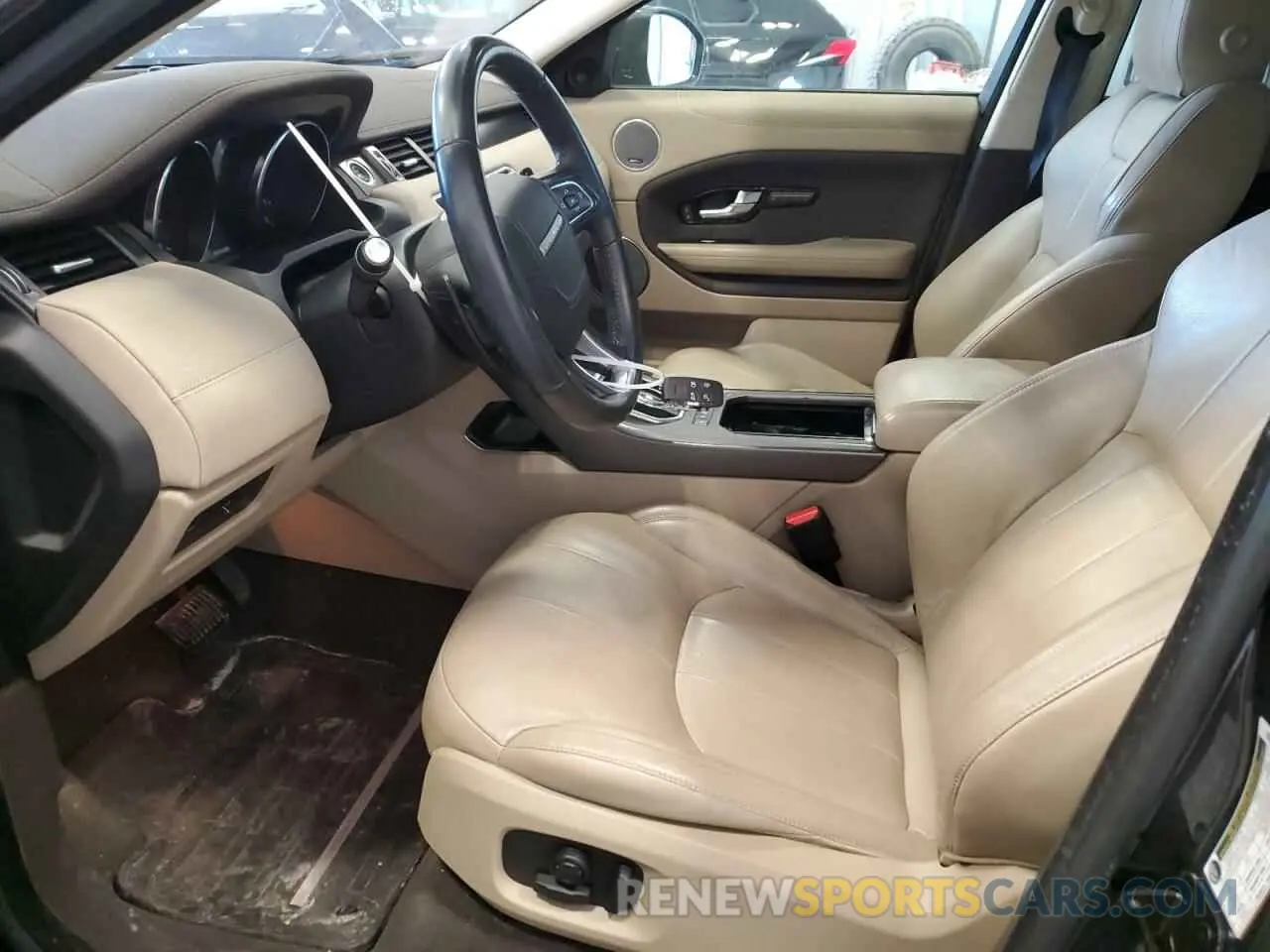 7 Photograph of a damaged car SALVP2RX3KH346859 LAND ROVER RANGEROVER 2019
