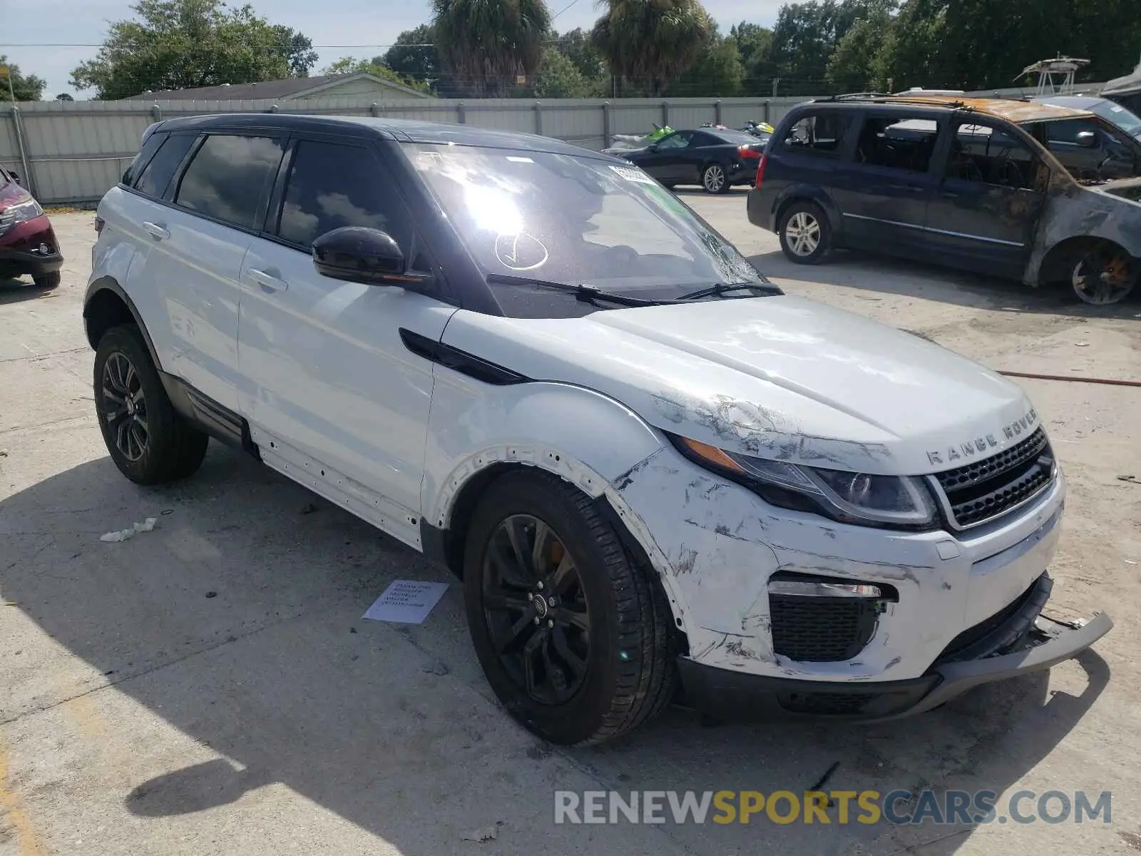 1 Photograph of a damaged car SALVP2RX5KH332963 LAND ROVER RANGEROVER 2019
