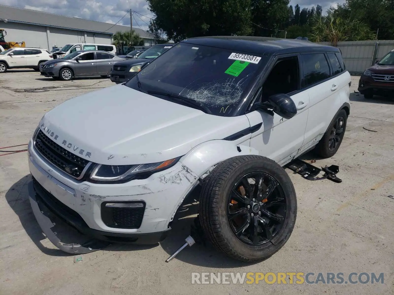 2 Photograph of a damaged car SALVP2RX5KH332963 LAND ROVER RANGEROVER 2019