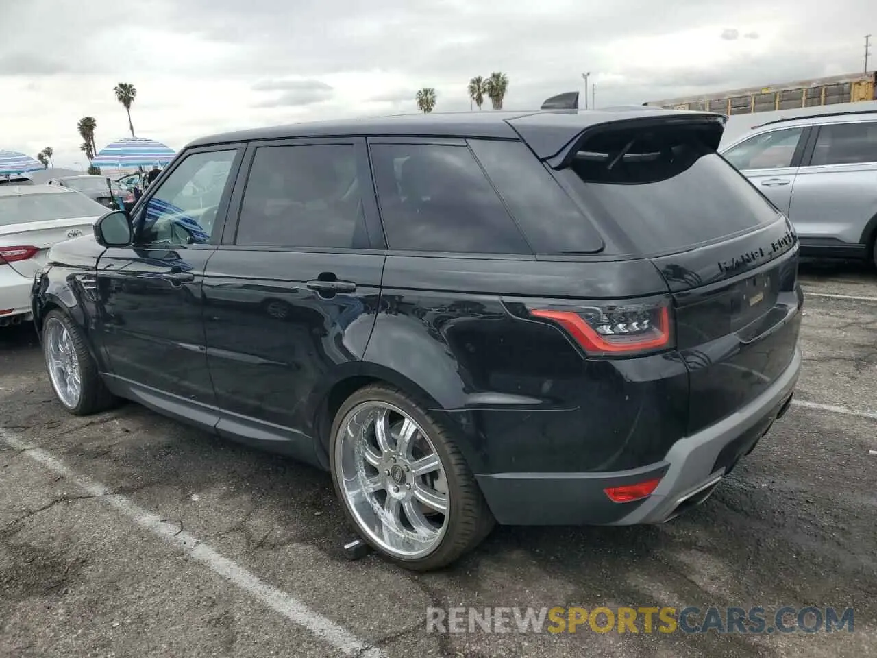 2 Фотография поврежденного автомобиля SALWG2RU2KA870958 LAND ROVER RANGEROVER 2019