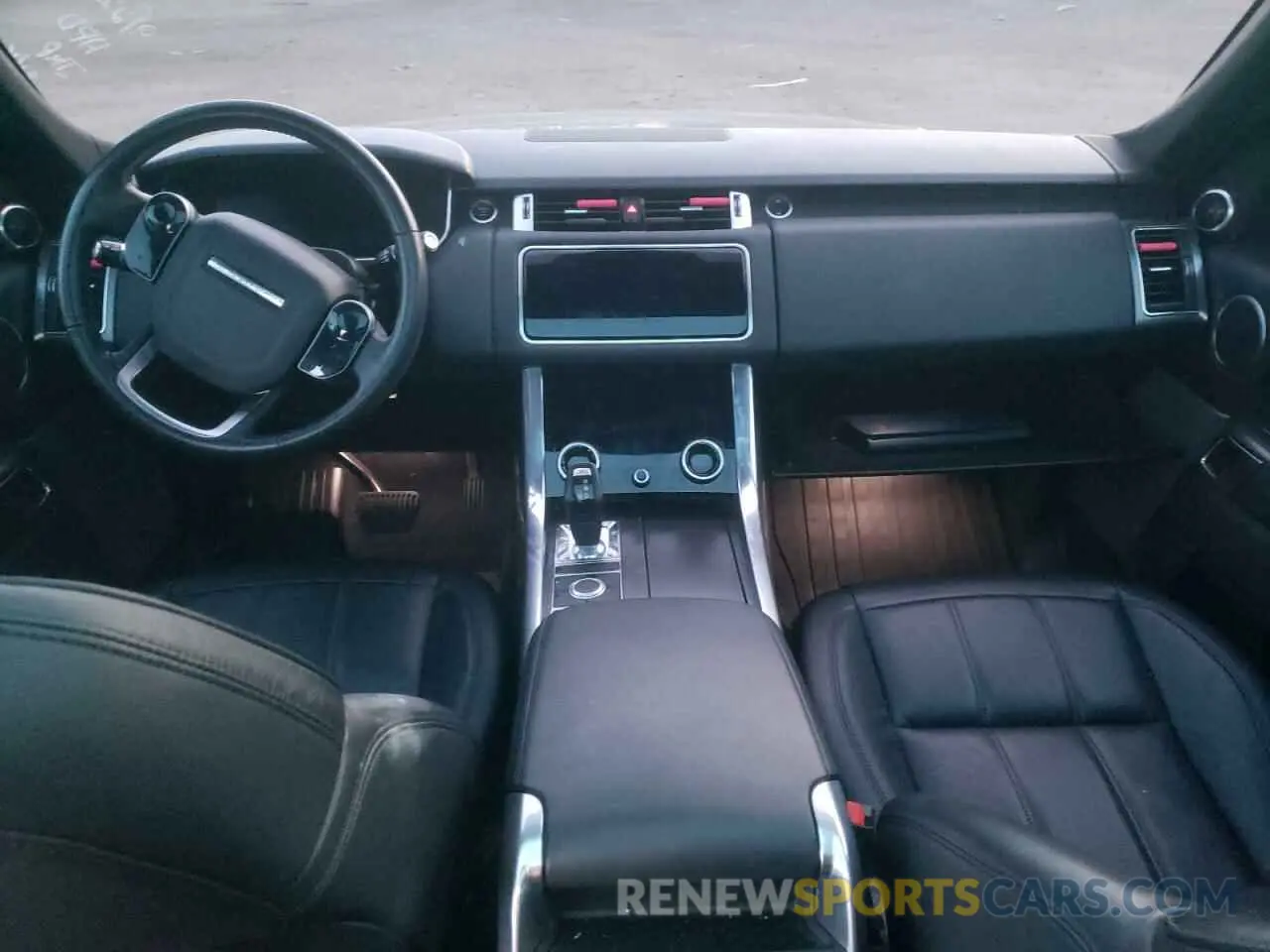 8 Photograph of a damaged car SALWG2RU6KA863169 LAND ROVER RANGEROVER 2019