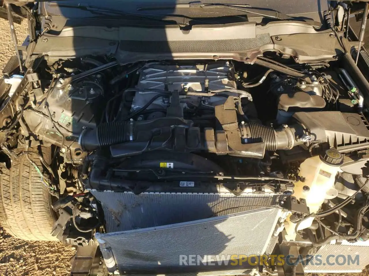 11 Photograph of a damaged car SALWR2RE3KA835915 LAND ROVER RANGEROVER 2019