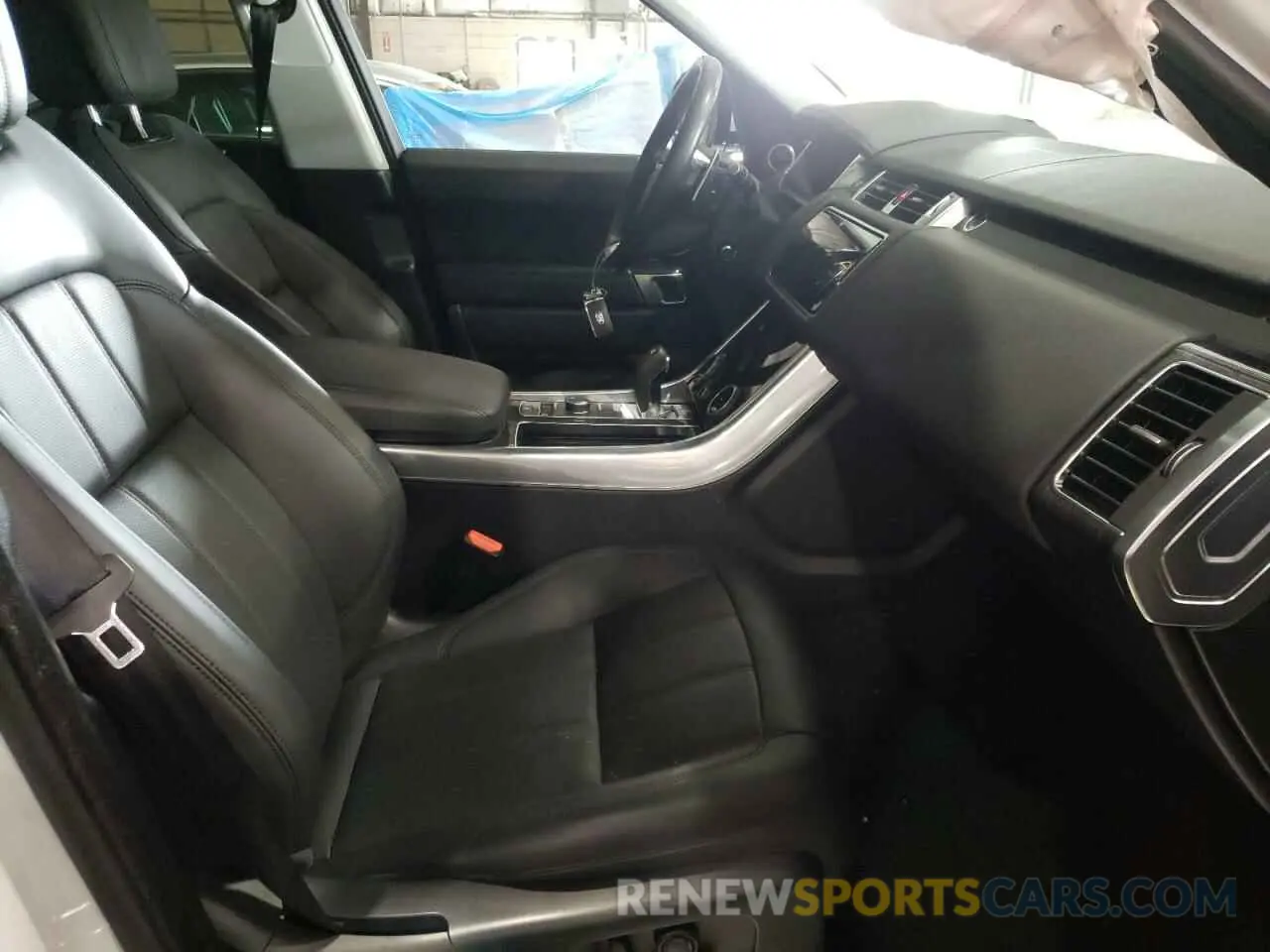 5 Photograph of a damaged car SALWR2RE6KA831955 LAND ROVER RANGEROVER 2019