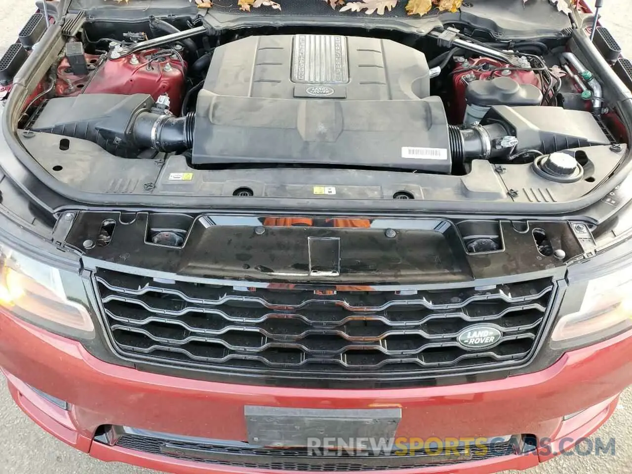 12 Photograph of a damaged car SALWR2RE9KA818682 LAND ROVER RANGEROVER 2019