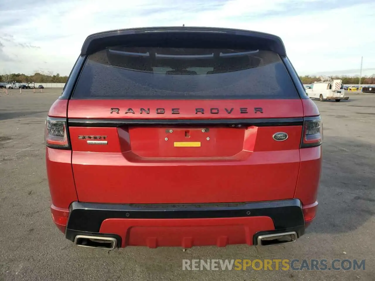 6 Photograph of a damaged car SALWR2RE9KA818682 LAND ROVER RANGEROVER 2019