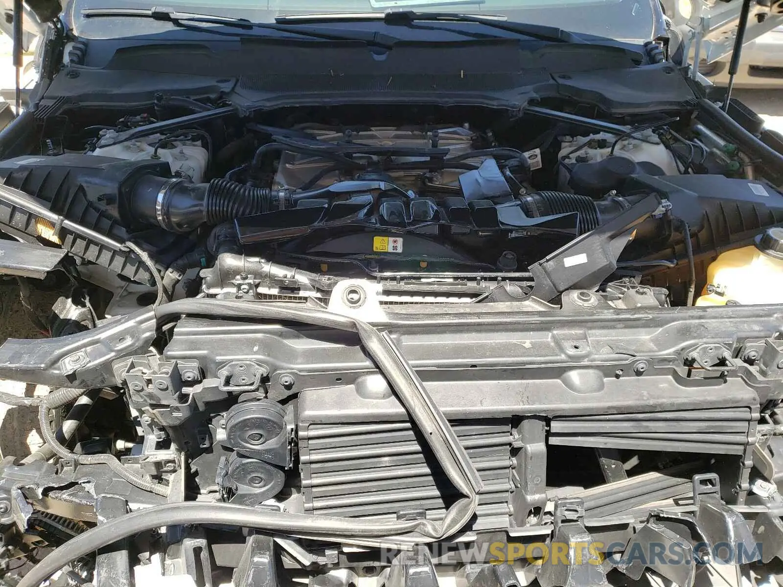 7 Photograph of a damaged car SALWR2RE9KA825180 LAND ROVER RANGEROVER 2019