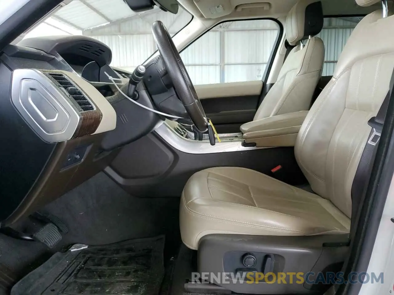 7 Photograph of a damaged car SALWR2RK3KA827660 LAND ROVER RANGEROVER 2019