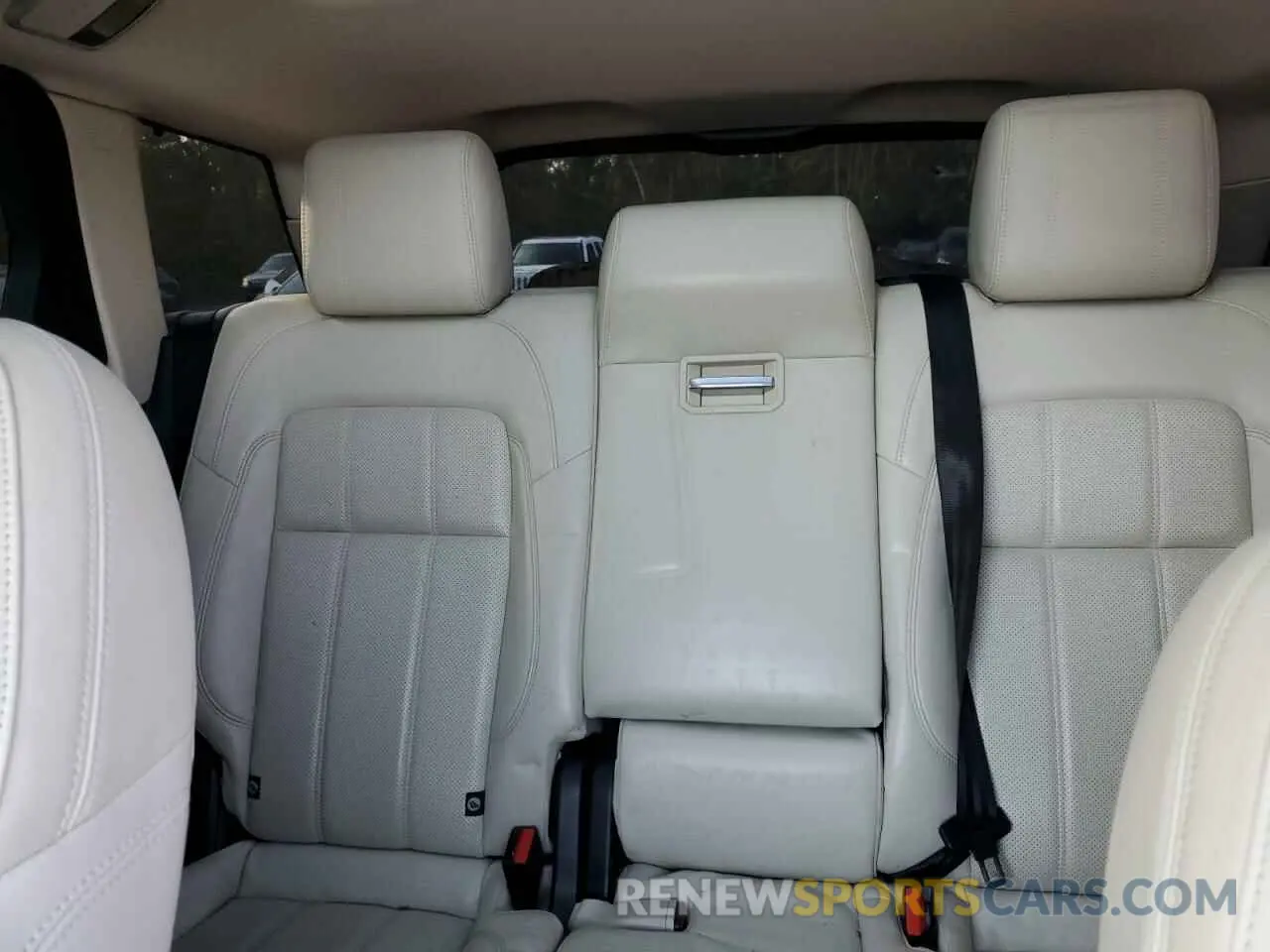 10 Photograph of a damaged car SALWR2RK7KA872889 LAND ROVER RANGEROVER 2019