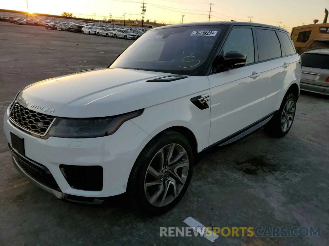 1 Фотография поврежденного автомобиля SALWR2RU1KA865602 LAND ROVER RANGEROVER 2019
