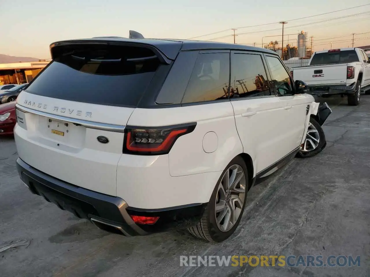 3 Фотография поврежденного автомобиля SALWR2RU1KA865602 LAND ROVER RANGEROVER 2019