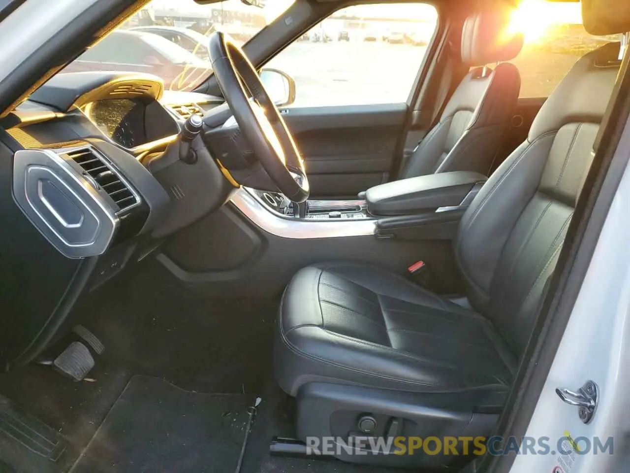 7 Фотография поврежденного автомобиля SALWR2RU1KA865602 LAND ROVER RANGEROVER 2019
