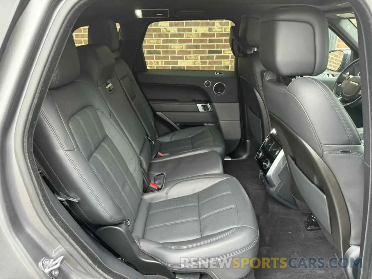 7 Photograph of a damaged car SALWR2RUXKA861273 LAND ROVER RANGEROVER 2019