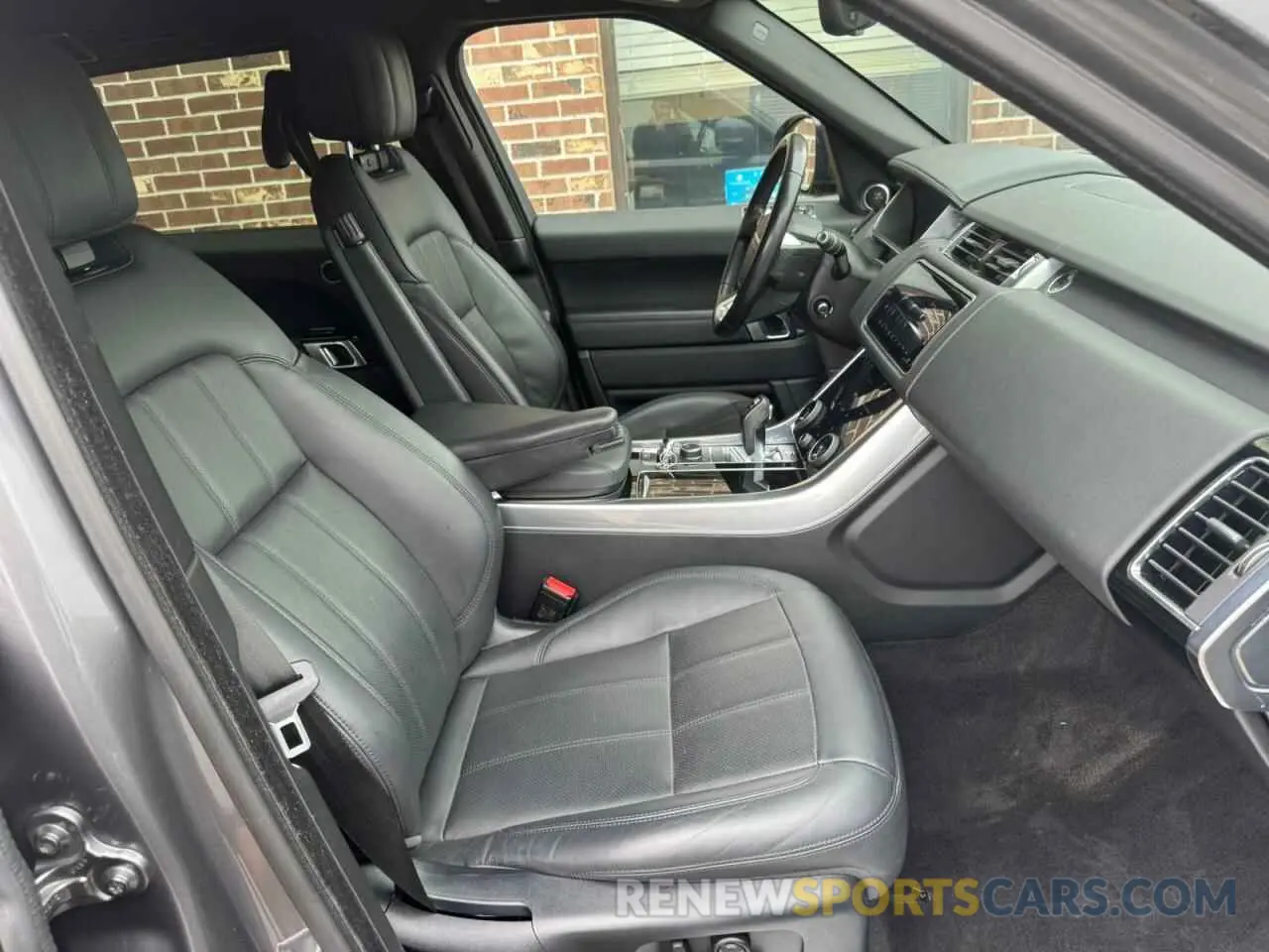 9 Photograph of a damaged car SALWR2RUXKA861273 LAND ROVER RANGEROVER 2019