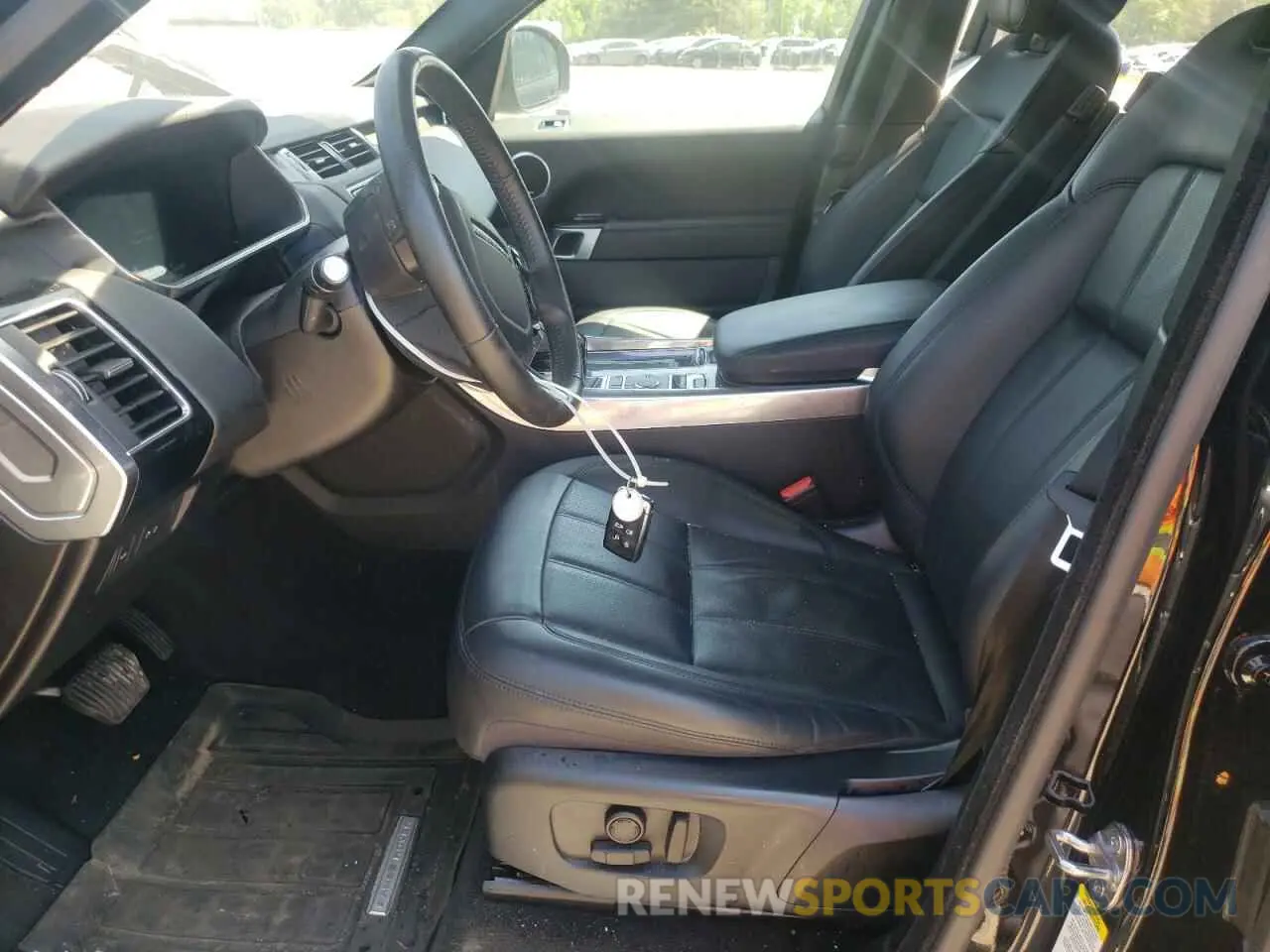 7 Photograph of a damaged car SALWR2RV2KA827403 LAND ROVER RANGEROVER 2019