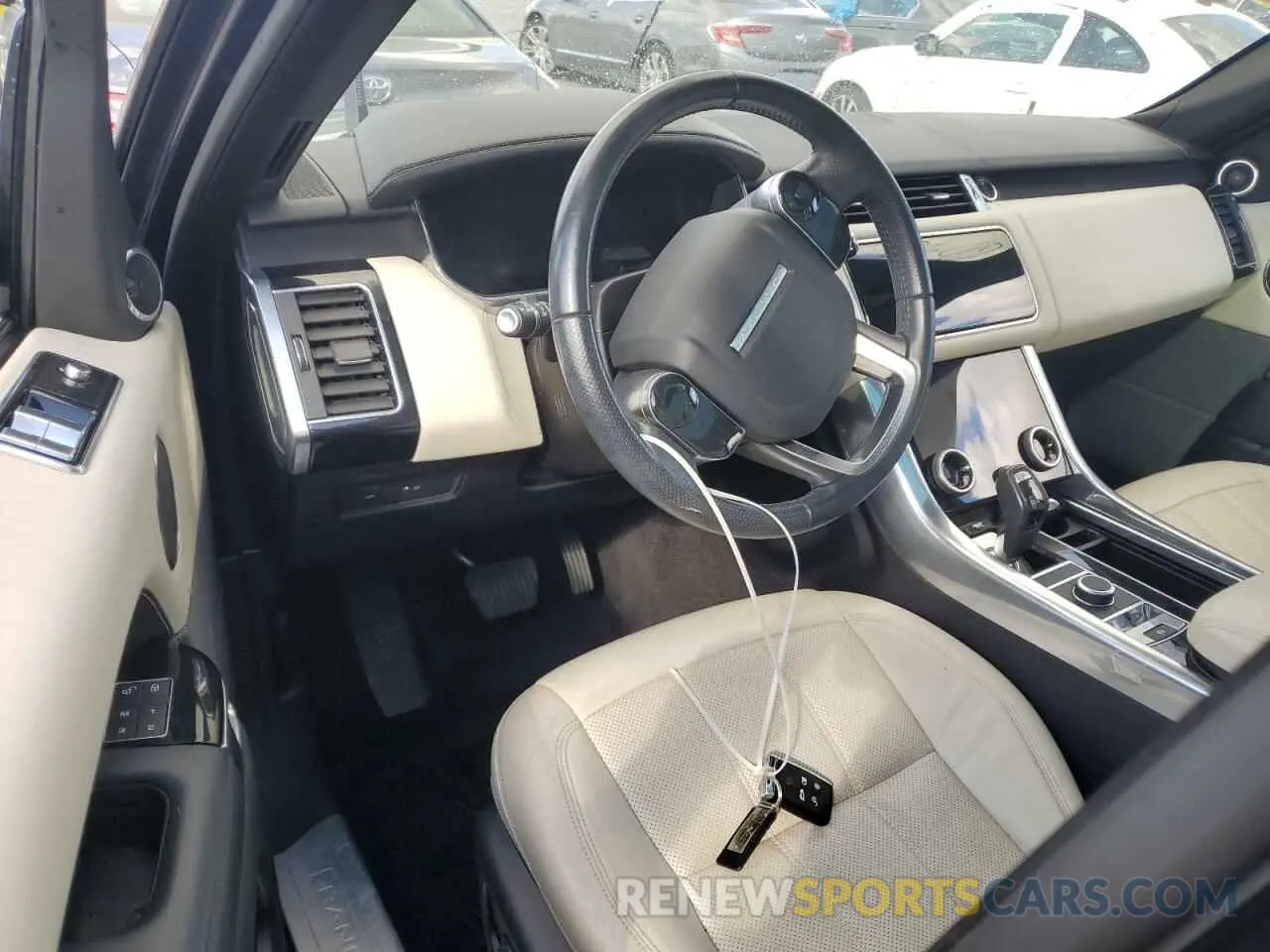 8 Photograph of a damaged car SALWR2RV5KA423169 LAND ROVER RANGEROVER 2019