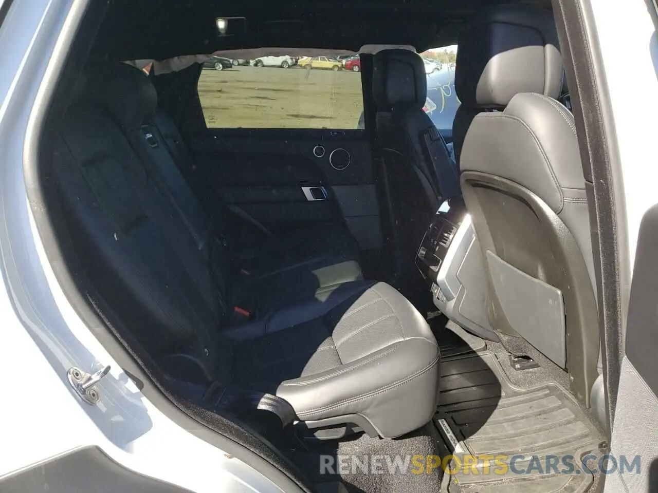 6 Фотография поврежденного автомобиля SALWR2RV5KA818842 LAND ROVER RANGEROVER 2019
