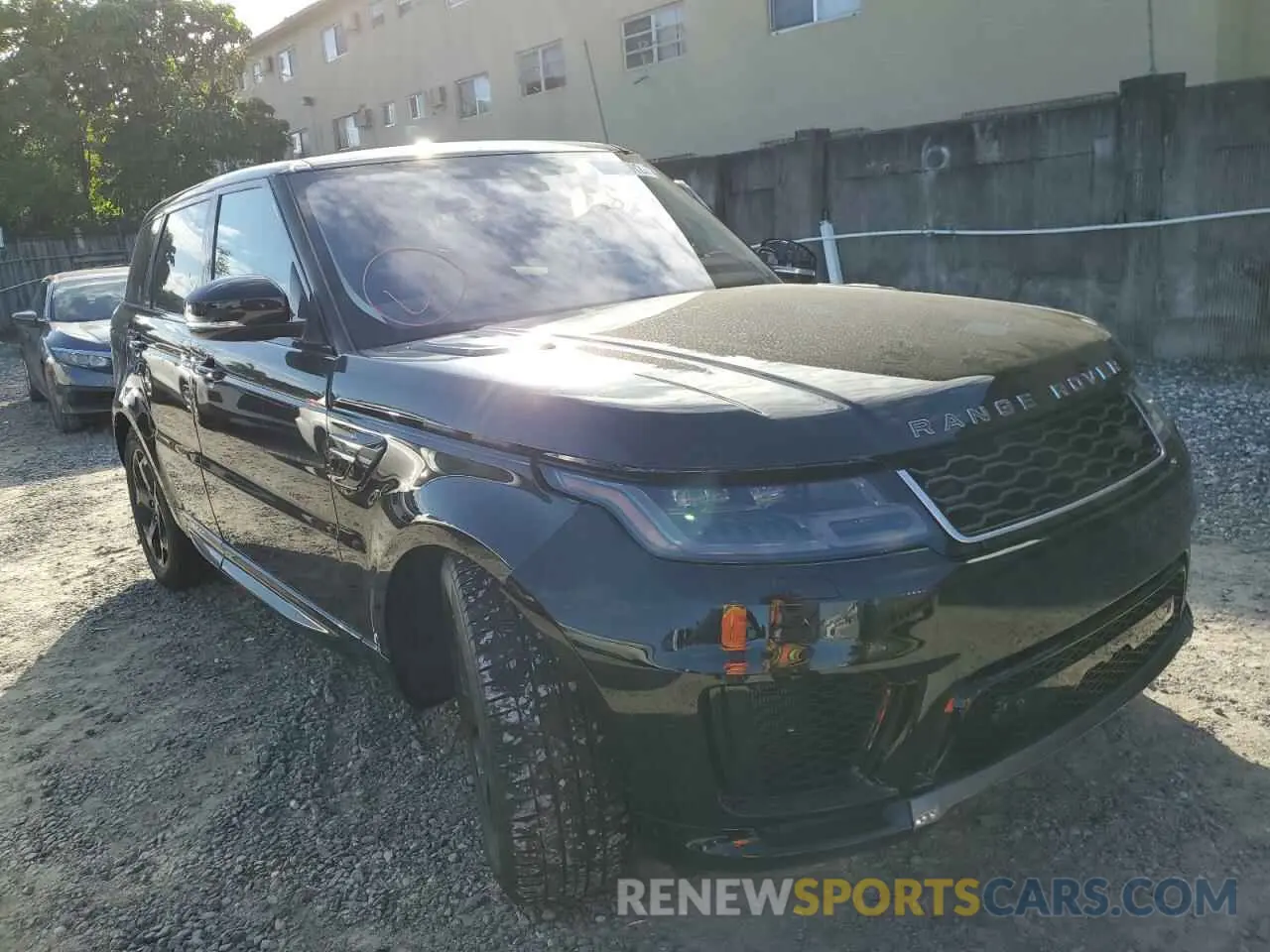 1 Фотография поврежденного автомобиля SALWR2RV7KA416692 LAND ROVER RANGEROVER 2019