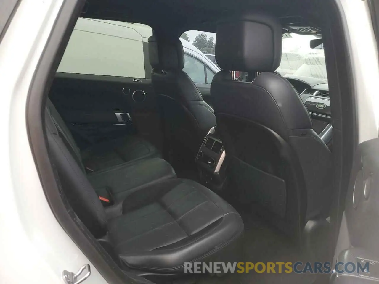 11 Photograph of a damaged car SALWS2SU6KA875329 LAND ROVER RANGEROVER 2019