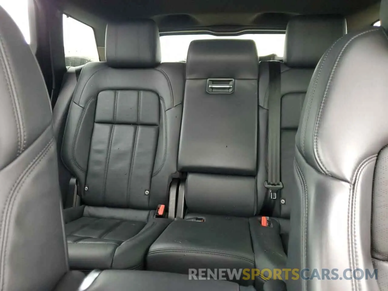 10 Photograph of a damaged car SALWV2SV0KA423490 LAND ROVER RANGEROVER 2019