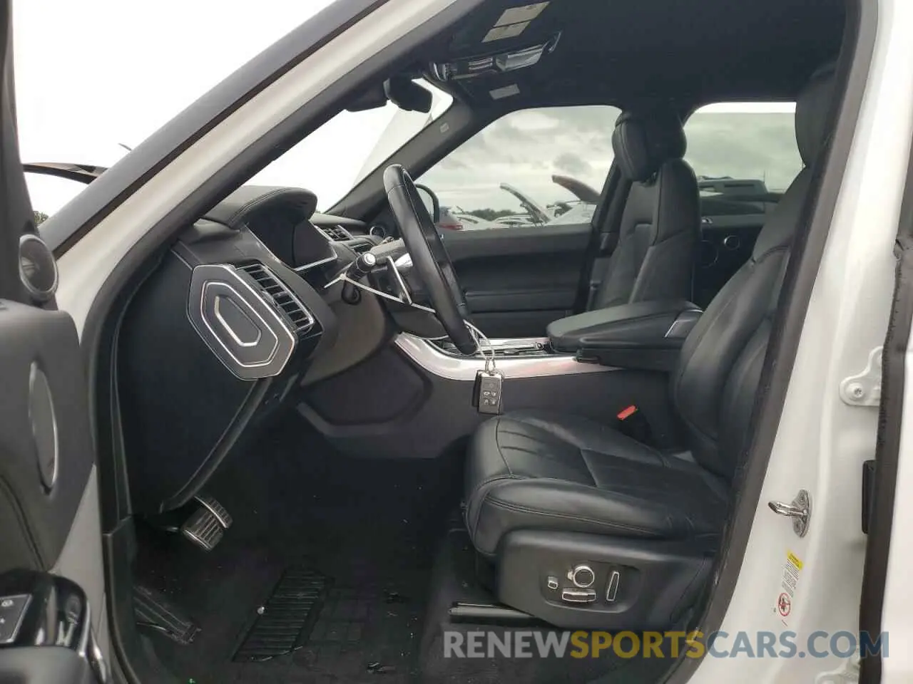 7 Photograph of a damaged car SALWV2SV0KA423490 LAND ROVER RANGEROVER 2019