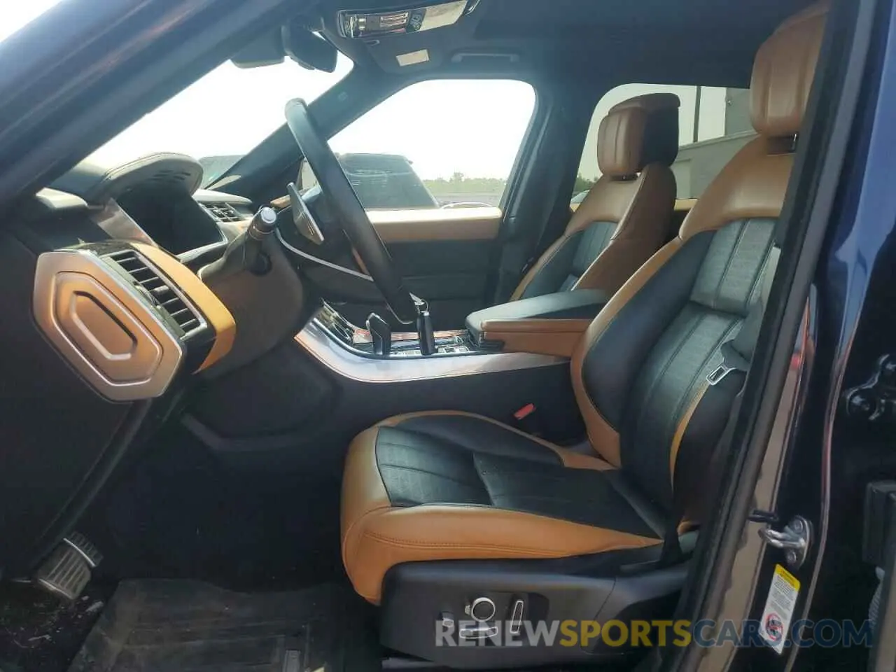 7 Photograph of a damaged car SALWV2SV5KA416535 LAND ROVER RANGEROVER 2019