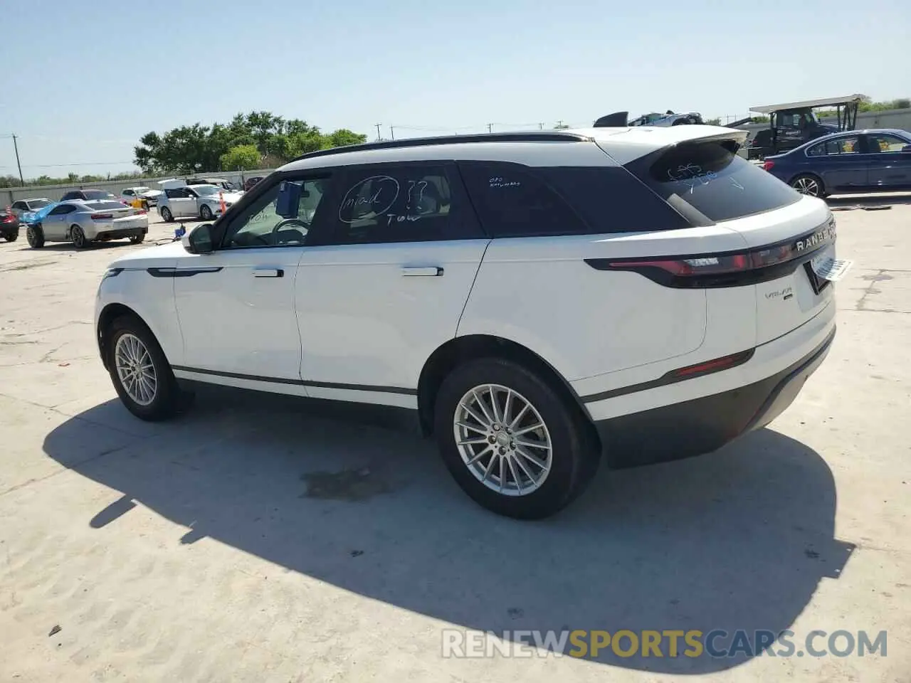 2 Фотография поврежденного автомобиля SALYA2EX1KA792733 LAND ROVER RANGEROVER 2019