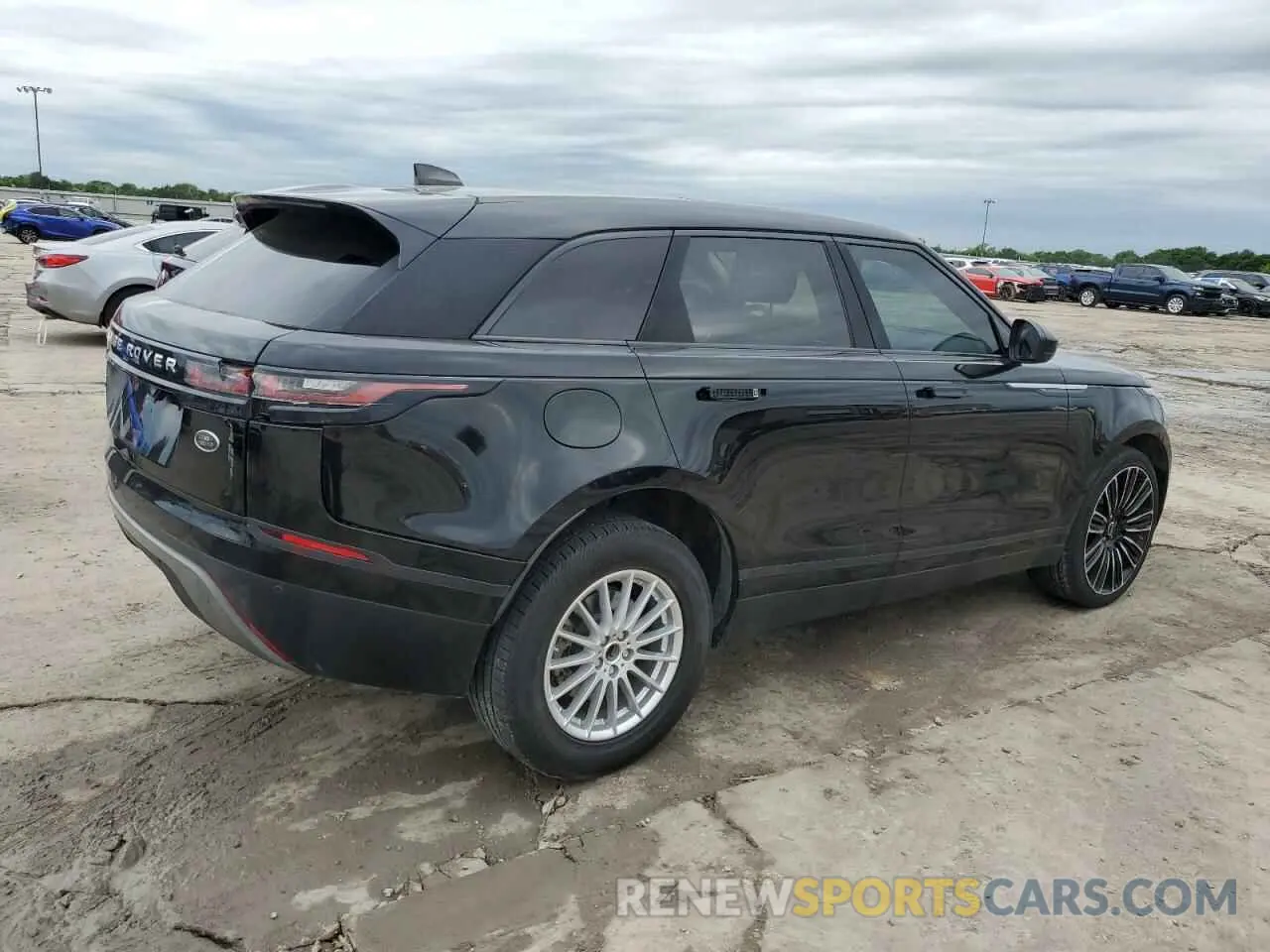 3 Photograph of a damaged car SALYA2EX3KA217355 LAND ROVER RANGEROVER 2019