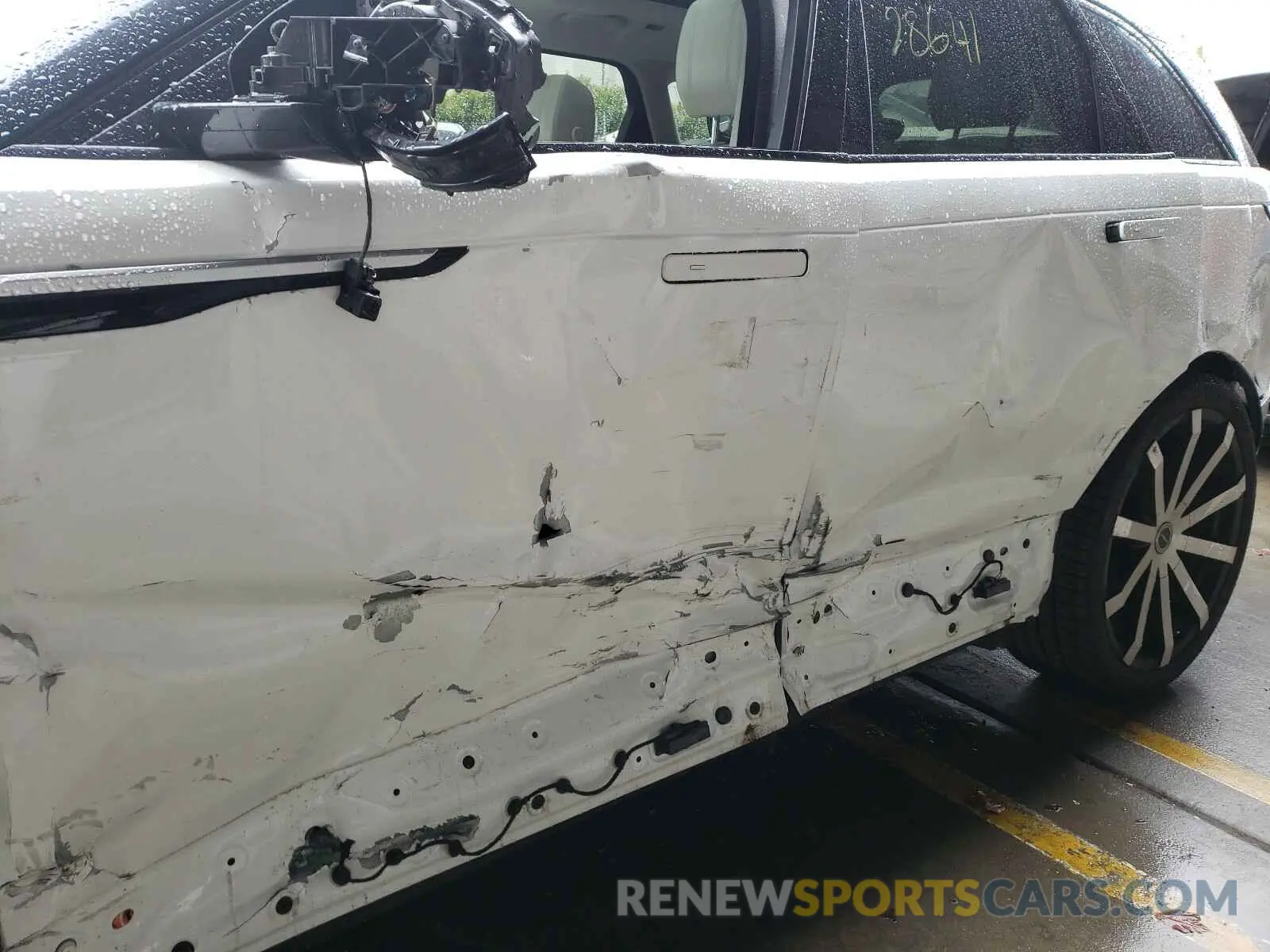 9 Photograph of a damaged car SALYB2EV8KA795687 LAND ROVER RANGEROVER 2019