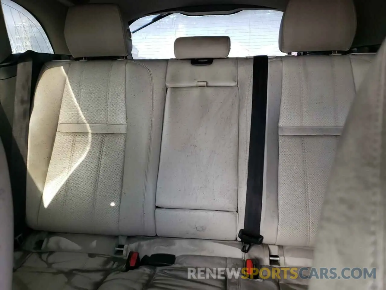 10 Photograph of a damaged car SALYB2EX2KA215464 LAND ROVER RANGEROVER 2019
