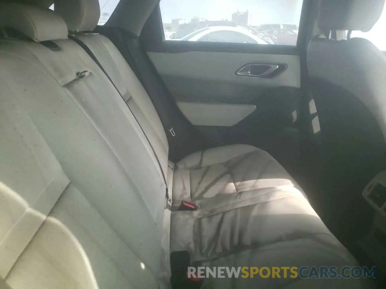 11 Photograph of a damaged car SALYB2EX2KA215464 LAND ROVER RANGEROVER 2019