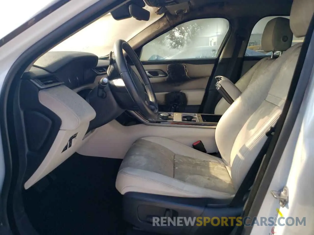 7 Photograph of a damaged car SALYB2EX2KA215464 LAND ROVER RANGEROVER 2019