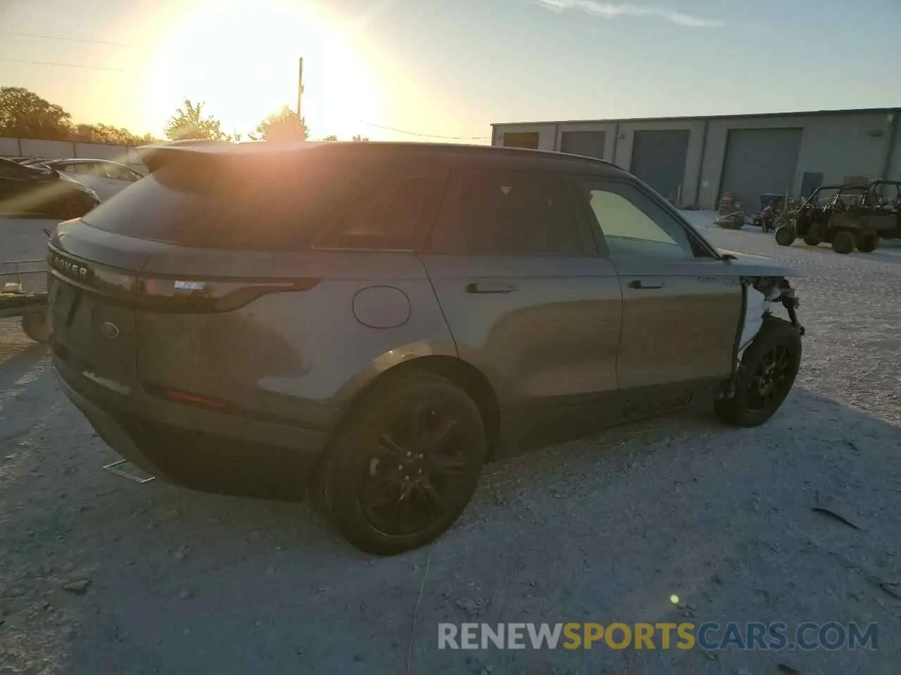 3 Фотография поврежденного автомобиля SALYB2EX4KA785563 LAND ROVER RANGEROVER 2019