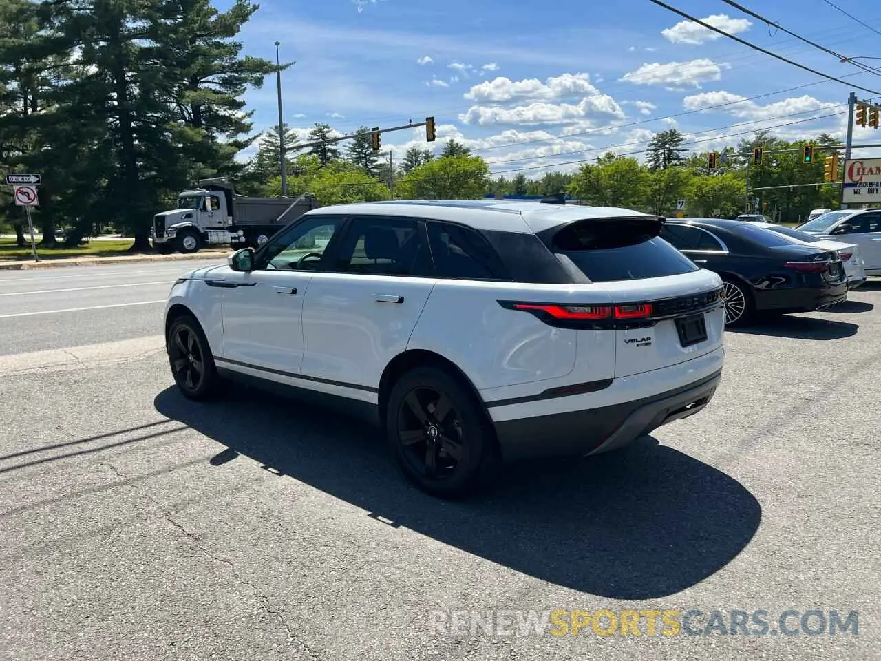 3 Фотография поврежденного автомобиля SALYB2EX4KA797258 LAND ROVER RANGEROVER 2019
