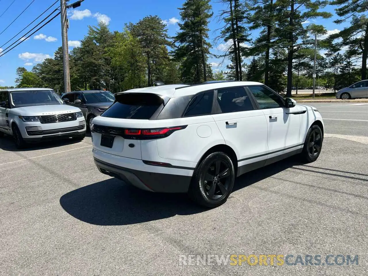 4 Фотография поврежденного автомобиля SALYB2EX4KA797258 LAND ROVER RANGEROVER 2019