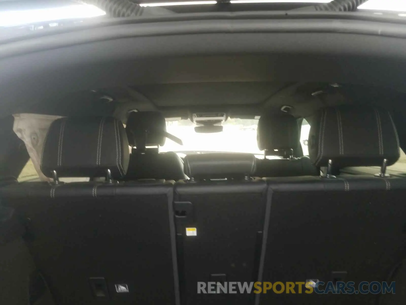 9 Photograph of a damaged car SALYB2EX6KA222742 LAND ROVER RANGEROVER 2019