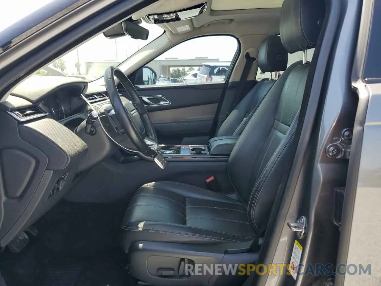 7 Photograph of a damaged car SALYB2FV3KA222680 LAND ROVER RANGEROVER 2019