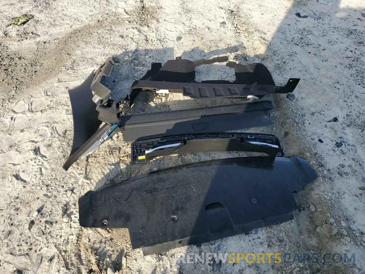 13 Photograph of a damaged car SALYL2EX1KA787459 LAND ROVER RANGEROVER 2019