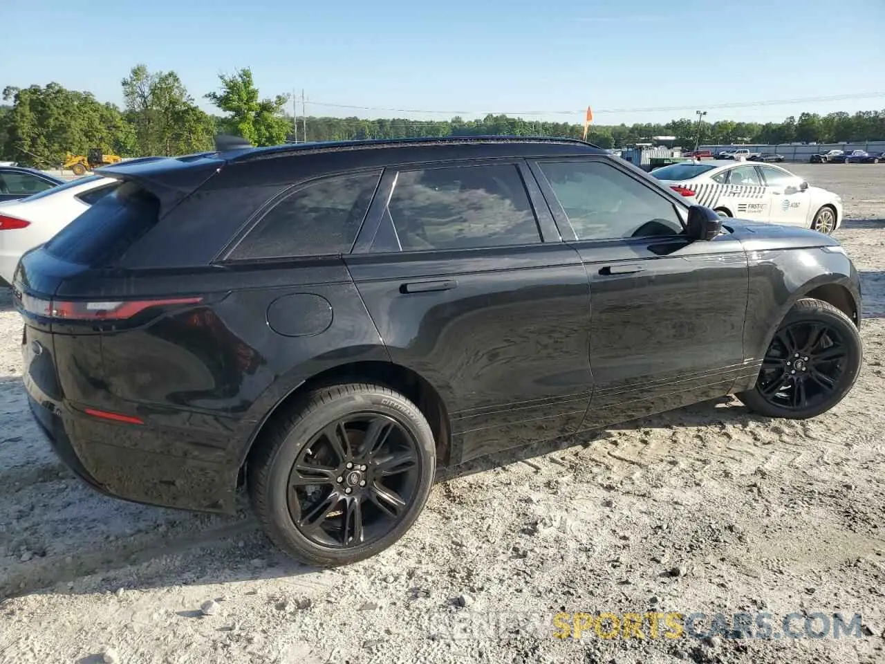 3 Photograph of a damaged car SALYL2EX1KA787459 LAND ROVER RANGEROVER 2019