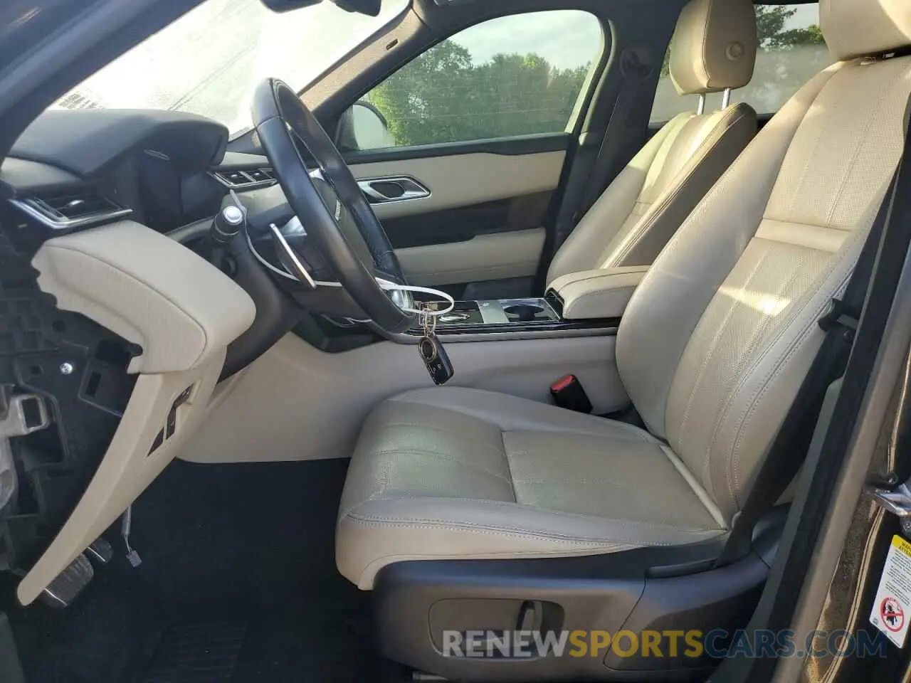 7 Photograph of a damaged car SALYL2EX1KA787459 LAND ROVER RANGEROVER 2019
