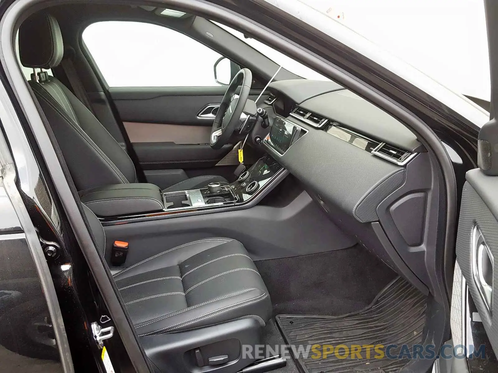 5 Photograph of a damaged car SALYL2EX7KA234217 LAND ROVER RANGEROVER 2019