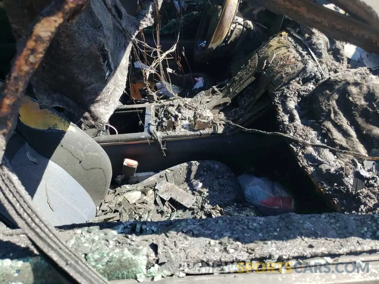 5 Photograph of a damaged car SALYL2EX8KA212730 LAND ROVER RANGEROVER 2019