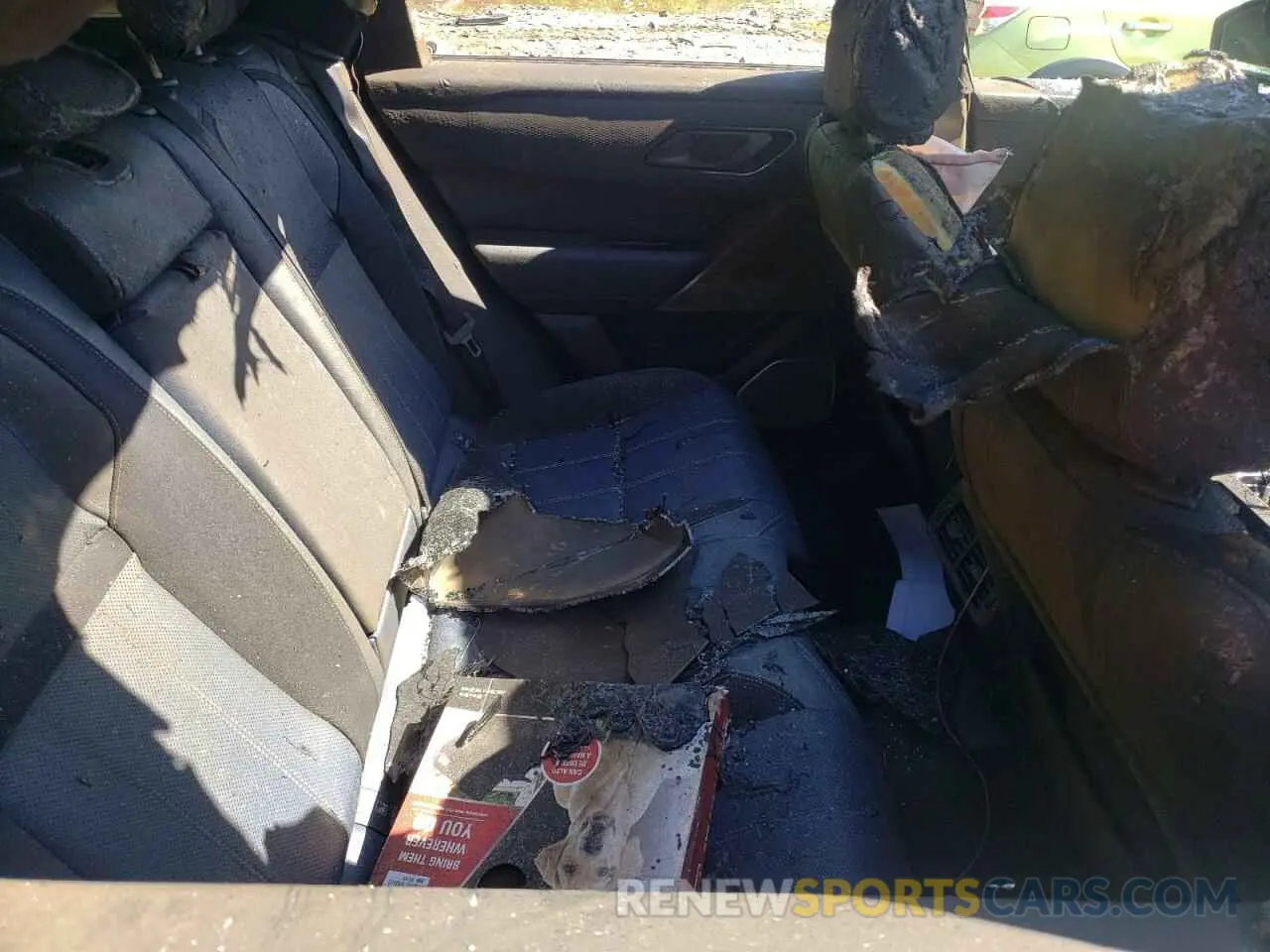 6 Photograph of a damaged car SALYL2EX8KA212730 LAND ROVER RANGEROVER 2019