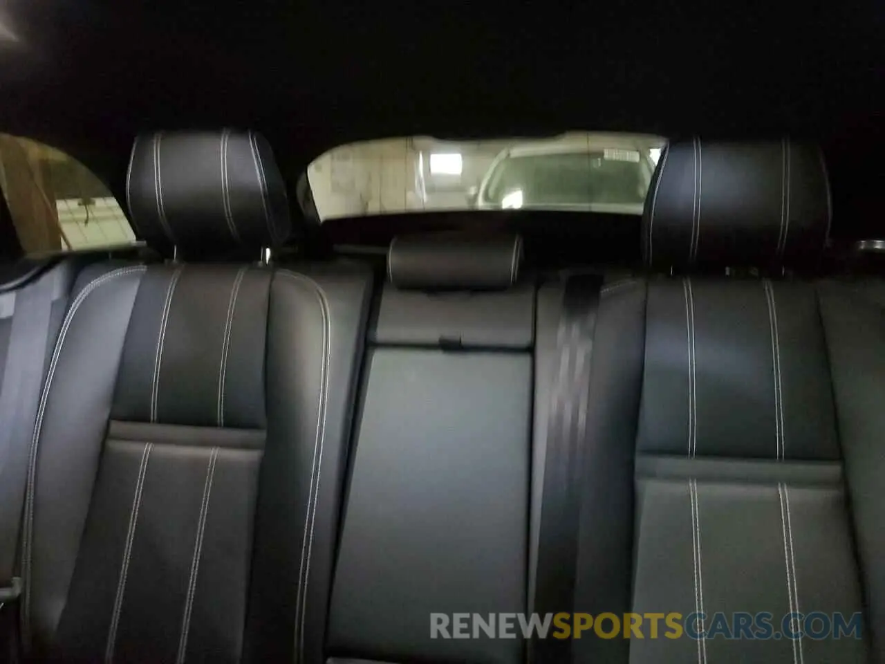 10 Photograph of a damaged car SALYL2FV0KA216901 LAND ROVER RANGEROVER 2019
